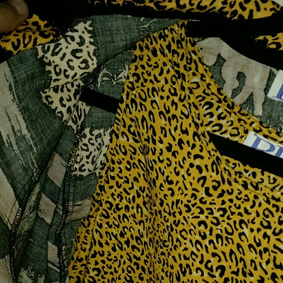 BEA Classics - Animal Print Tank Top & Over Shirt - Picture 3 of 7